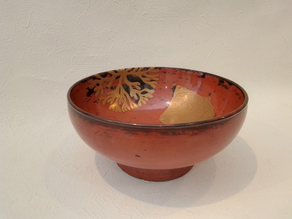 工芸品／漆器／蒔絵　時代根来漆　金蒔絵椀